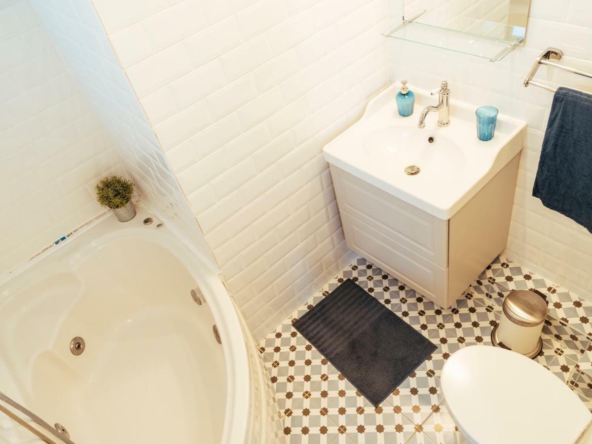 Parkview Apartment - Spectacular View & 2 Bedrooms 부쿠레슈티 외부 사진