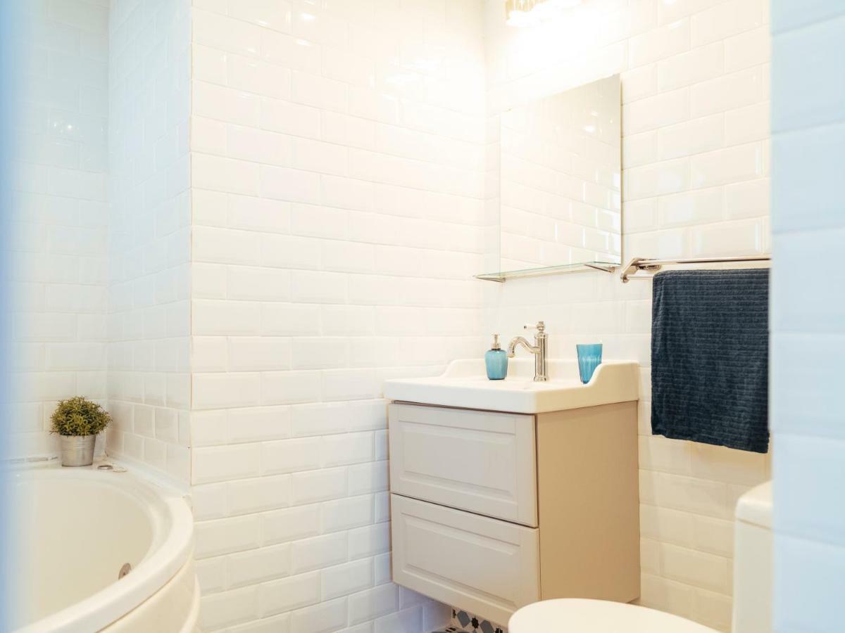 Parkview Apartment - Spectacular View & 2 Bedrooms 부쿠레슈티 외부 사진